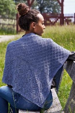 Strikkeopskrift Sjal med blondemønster Tistel - opskrift 893461