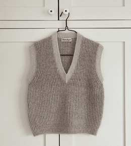 Friday Slipover V-neck 1