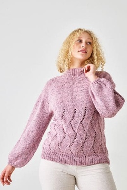 bluse-med-hulmoenster-2