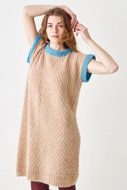 Strikkeopskrift på Kjolevest med reliefmønster