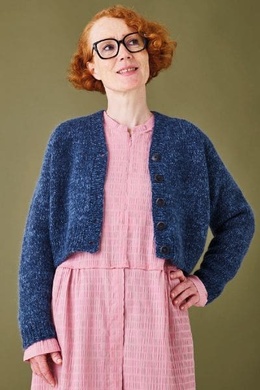 Strikkeopskrift på Kort raglantrøje med mohair