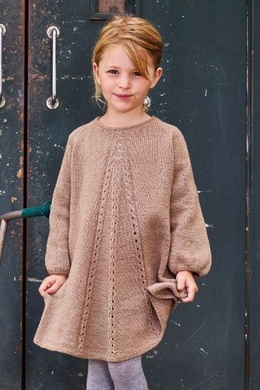 Strikkeopskrift til kjole med hulmønster