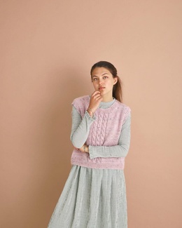 Strikkeopskrift på en vest med snoninger