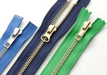 ykk-lynlaas-i-messing-ikke-delbar-15-cm-lang