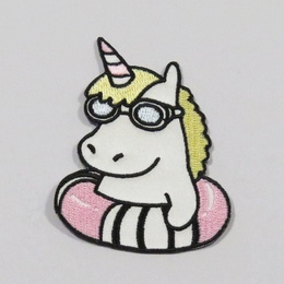 Enhjørning på stranden