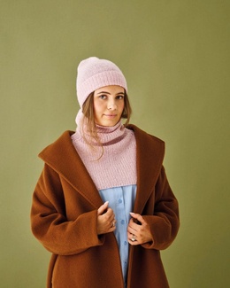 Strikkeopskrift til hue og halsedisse.