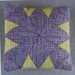 Nålepude lilla og gul