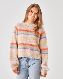 raglansweater-med-striber-2