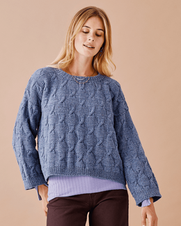 Strikkeopskrift til Bluse med snoningsmønster