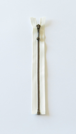 ykk-lynlaas-i-antik-messing-delbar-25-cm-med-stangkugle