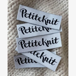 petiteknit-maerke