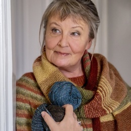 Ditte Larsen - Designer og forfatter af strikkebøger