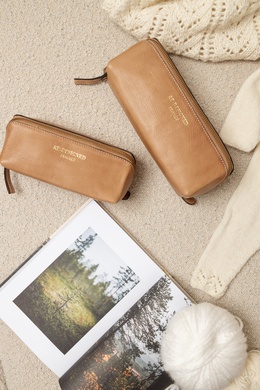 project-41-laederetui-i-farven-taupe