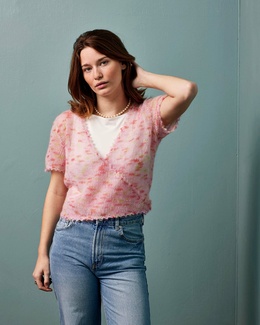 Strikkeopskrift til en smuk let slå-om-bluse