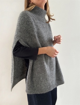 darcy-cape-strikkeopskrift