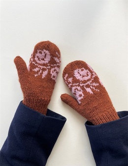 rosie-mittens-strikkeopskrift