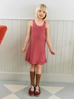 roselyn-dress-junior-strikkeopskrift