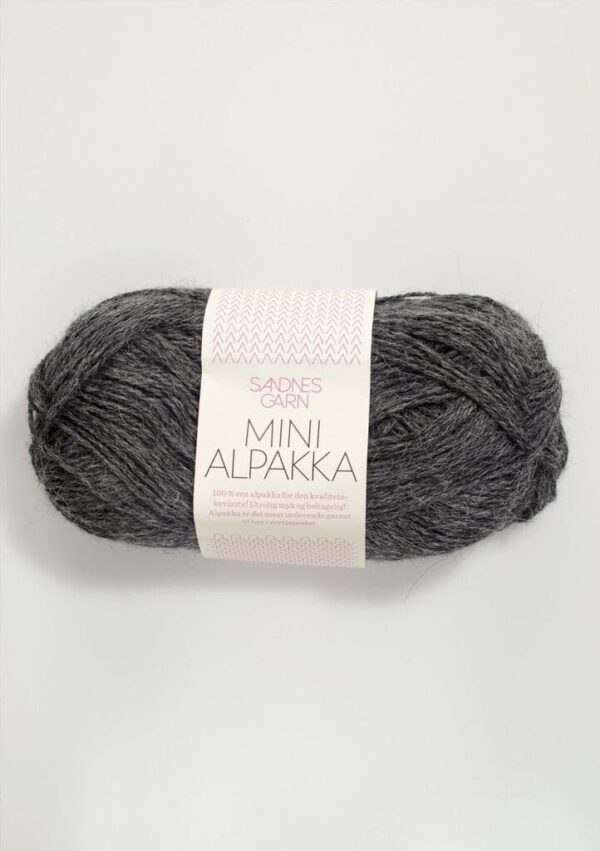 mini-alpakka-1053-moerk-graameleret-2