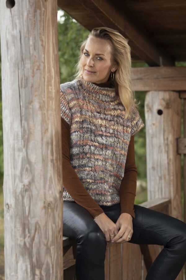 Strikkeopskrift på vest med snoninger