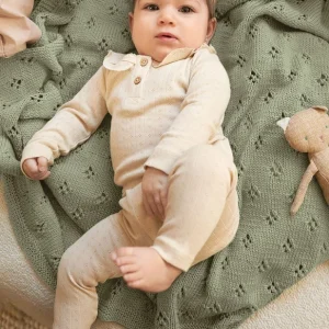 Kløvertæppe - strikkeopskrift til babytæppe