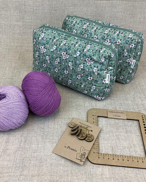 stor-rund-strikketaske-i-stof