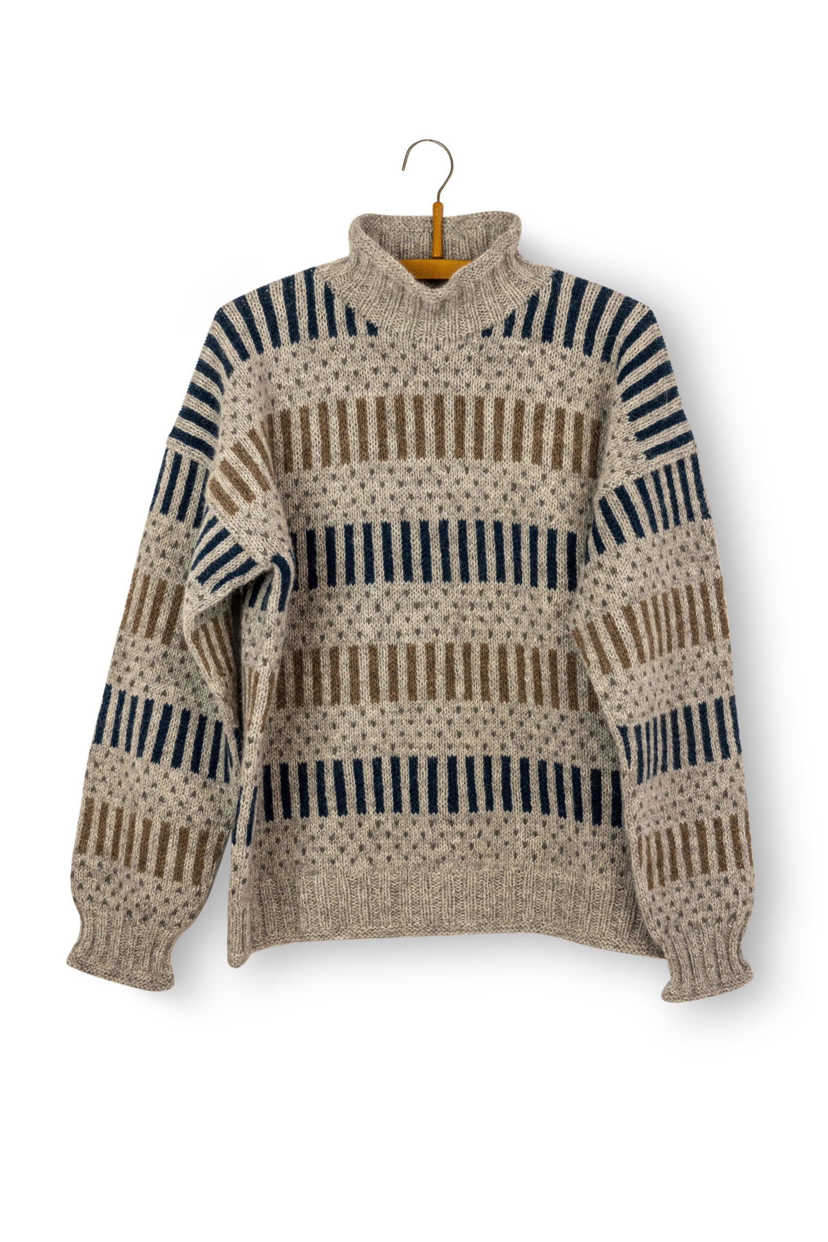 Skagen Sweater til voksne - strikkeopskrift af Marianne Isager.