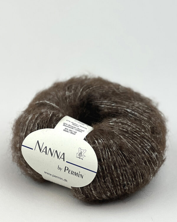 nanna-882303-brun