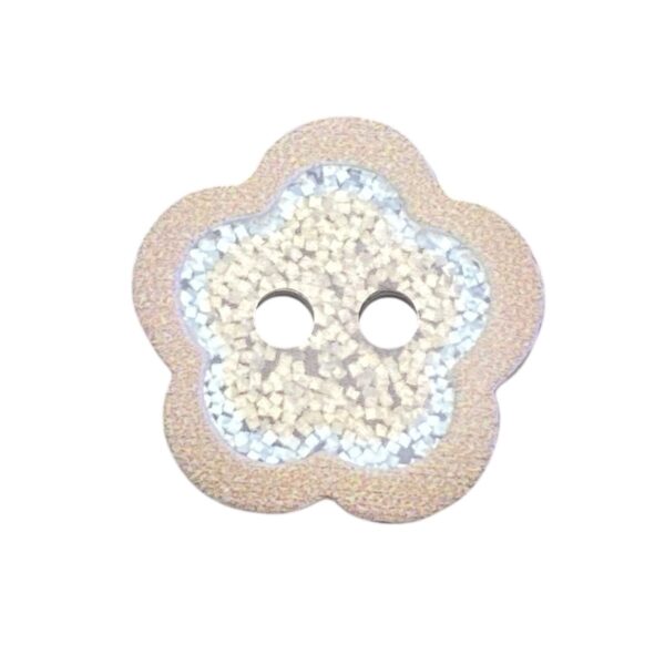 plastikknap-med-blomst-og-glimmer-15-mm-beige