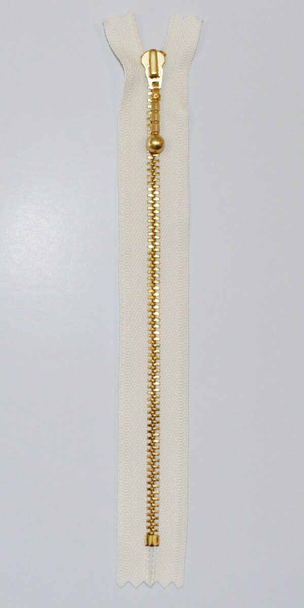 ykk-lynlaas-i-aluminium-ikke-delbar-6-cm-lang-hvid