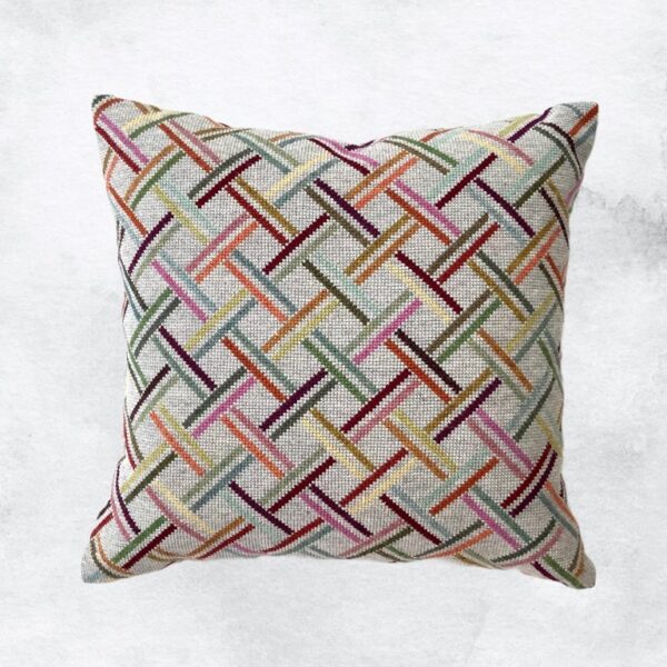 paa-tvaers-broderikit