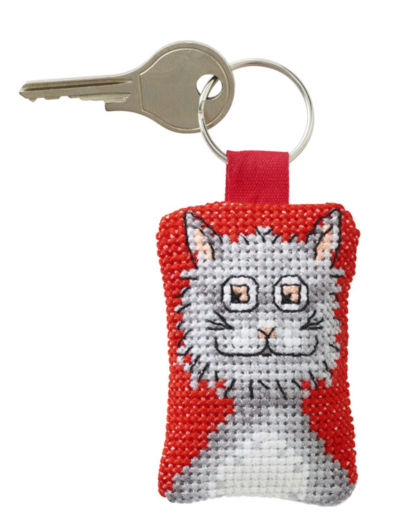 noeglering-med-en-kat-broderikit