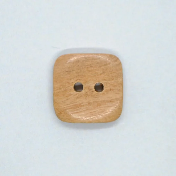 firkantet-knap-i-oliventrae