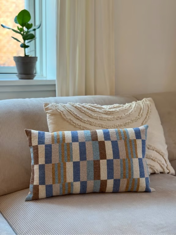 Blue Stripes Broderikit til pude